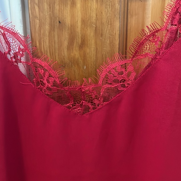 Top! - Picture 3 of 4